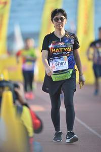 BIB: 041011
                            <button type="button" onclick="openModal(3538790)" class="btn btn-primary btn-sm float-right btn-popup" data-toggle="modal" data-target=".modal-high-quality">
                        <i class="fas fa-shopping-cart"></i> Add to Cart
                    </button>
                                            <button type="button" onclick="isThisMe(3538790, true)" class="btn btn-success btn-sm float-right btn-popup btn-isme hidden" data-toggle="tooltip" data-placement="bottom" title="นี่คือรูปของคุณใช่ไหม คลิกที่นี่เพื่อเอาเข้าอัลบั้ม">
                        <i class="fas fa-plus"></i> Add to album
                    </button>
                    <button type="button" onclick="isThisMe(3538790, false)" class="btn btn-warning btn-sm float-right btn-popup btn-isnotme hidden">
                        <i class="fas fa-ban"></i> Remove from album
                    </button>