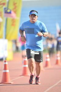 BIB: 40769
                            <button type="button" onclick="openModal(3541811)" class="btn btn-primary btn-sm float-right btn-popup" data-toggle="modal" data-target=".modal-high-quality">
                        <i class="fas fa-shopping-cart"></i> Add to Cart
                    </button>
                                            <button type="button" onclick="isThisMe(3541811, true)" class="btn btn-success btn-sm float-right btn-popup btn-isme hidden" data-toggle="tooltip" data-placement="bottom" title="นี่คือรูปของคุณใช่ไหม คลิกที่นี่เพื่อเอาเข้าอัลบั้ม">
                        <i class="fas fa-plus"></i> Add to album
                    </button>
                    <button type="button" onclick="isThisMe(3541811, false)" class="btn btn-warning btn-sm float-right btn-popup btn-isnotme hidden">
                        <i class="fas fa-ban"></i> Remove from album
                    </button>