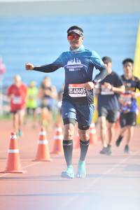 BIB: 4048, 40485
                            <button type="button" onclick="openModal(3541265)" class="btn btn-primary btn-sm float-right btn-popup" data-toggle="modal" data-target=".modal-high-quality">
                        <i class="fas fa-shopping-cart"></i> Add to Cart
                    </button>
                                            <button type="button" onclick="isThisMe(3541265, true)" class="btn btn-success btn-sm float-right btn-popup btn-isme hidden" data-toggle="tooltip" data-placement="bottom" title="นี่คือรูปของคุณใช่ไหม คลิกที่นี่เพื่อเอาเข้าอัลบั้ม">
                        <i class="fas fa-plus"></i> Add to album
                    </button>
                    <button type="button" onclick="isThisMe(3541265, false)" class="btn btn-warning btn-sm float-right btn-popup btn-isnotme hidden">
                        <i class="fas fa-ban"></i> Remove from album
                    </button>