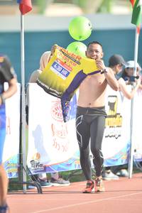 BIB: 
                            <button type="button" onclick="openModal(3541339)" class="btn btn-primary btn-sm float-right btn-popup" data-toggle="modal" data-target=".modal-high-quality">
                        <i class="fas fa-shopping-cart"></i> Add to Cart
                    </button>
                                            <button type="button" onclick="isThisMe(3541339, true)" class="btn btn-success btn-sm float-right btn-popup btn-isme hidden" data-toggle="tooltip" data-placement="bottom" title="นี่คือรูปของคุณใช่ไหม คลิกที่นี่เพื่อเอาเข้าอัลบั้ม">
                        <i class="fas fa-plus"></i> Add to album
                    </button>
                    <button type="button" onclick="isThisMe(3541339, false)" class="btn btn-warning btn-sm float-right btn-popup btn-isnotme hidden">
                        <i class="fas fa-ban"></i> Remove from album
                    </button>