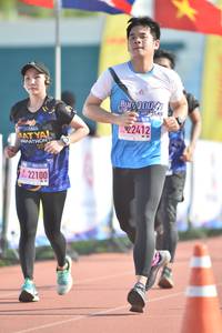 BIB: 22412, 22100
                            <button type="button" onclick="openModal(3541822)" class="btn btn-primary btn-sm float-right btn-popup" data-toggle="modal" data-target=".modal-high-quality">
                        <i class="fas fa-shopping-cart"></i> Add to Cart
                    </button>
                                            <button type="button" onclick="isThisMe(3541822, true)" class="btn btn-success btn-sm float-right btn-popup btn-isme hidden" data-toggle="tooltip" data-placement="bottom" title="นี่คือรูปของคุณใช่ไหม คลิกที่นี่เพื่อเอาเข้าอัลบั้ม">
                        <i class="fas fa-plus"></i> Add to album
                    </button>
                    <button type="button" onclick="isThisMe(3541822, false)" class="btn btn-warning btn-sm float-right btn-popup btn-isnotme hidden">
                        <i class="fas fa-ban"></i> Remove from album
                    </button>