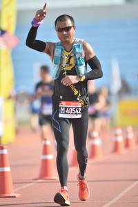 BIB: 40542
                            <button type="button" onclick="openModal(3542925)" class="btn btn-primary btn-sm float-right btn-popup" data-toggle="modal" data-target=".modal-high-quality">
                        <i class="fas fa-shopping-cart"></i> Add to Cart
                    </button>
                                            <button type="button" onclick="isThisMe(3542925, true)" class="btn btn-success btn-sm float-right btn-popup btn-isme hidden" data-toggle="tooltip" data-placement="bottom" title="นี่คือรูปของคุณใช่ไหม คลิกที่นี่เพื่อเอาเข้าอัลบั้ม">
                        <i class="fas fa-plus"></i> Add to album
                    </button>
                    <button type="button" onclick="isThisMe(3542925, false)" class="btn btn-warning btn-sm float-right btn-popup btn-isnotme hidden">
                        <i class="fas fa-ban"></i> Remove from album
                    </button>