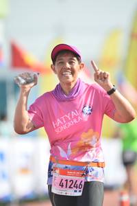 BIB: 41246, 
                            <button type="button" onclick="openModal(3543199)" class="btn btn-primary btn-sm float-right btn-popup" data-toggle="modal" data-target=".modal-high-quality">
                        <i class="fas fa-shopping-cart"></i> Add to Cart
                    </button>
                                            <button type="button" onclick="isThisMe(3543199, true)" class="btn btn-success btn-sm float-right btn-popup btn-isme hidden" data-toggle="tooltip" data-placement="bottom" title="นี่คือรูปของคุณใช่ไหม คลิกที่นี่เพื่อเอาเข้าอัลบั้ม">
                        <i class="fas fa-plus"></i> Add to album
                    </button>
                    <button type="button" onclick="isThisMe(3543199, false)" class="btn btn-warning btn-sm float-right btn-popup btn-isnotme hidden">
                        <i class="fas fa-ban"></i> Remove from album
                    </button>