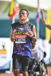 BIB: 40786
                            <button type="button" onclick="openModal(3543506)" class="btn btn-primary btn-sm float-right btn-popup" data-toggle="modal" data-target=".modal-high-quality">
                        <i class="fas fa-shopping-cart"></i> Add to Cart
                    </button>
                                            <button type="button" onclick="isThisMe(3543506, true)" class="btn btn-success btn-sm float-right btn-popup btn-isme hidden" data-toggle="tooltip" data-placement="bottom" title="นี่คือรูปของคุณใช่ไหม คลิกที่นี่เพื่อเอาเข้าอัลบั้ม">
                        <i class="fas fa-plus"></i> Add to album
                    </button>
                    <button type="button" onclick="isThisMe(3543506, false)" class="btn btn-warning btn-sm float-right btn-popup btn-isnotme hidden">
                        <i class="fas fa-ban"></i> Remove from album
                    </button>