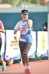 BIB: 22388
                            <button type="button" onclick="openModal(3542553)" class="btn btn-primary btn-sm float-right btn-popup" data-toggle="modal" data-target=".modal-high-quality">
                        <i class="fas fa-shopping-cart"></i> Add to Cart
                    </button>
                                            <button type="button" onclick="isThisMe(3542553, true)" class="btn btn-success btn-sm float-right btn-popup btn-isme hidden" data-toggle="tooltip" data-placement="bottom" title="นี่คือรูปของคุณใช่ไหม คลิกที่นี่เพื่อเอาเข้าอัลบั้ม">
                        <i class="fas fa-plus"></i> Add to album
                    </button>
                    <button type="button" onclick="isThisMe(3542553, false)" class="btn btn-warning btn-sm float-right btn-popup btn-isnotme hidden">
                        <i class="fas fa-ban"></i> Remove from album
                    </button>