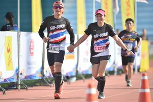 BIB: 21702, 22518
                            <button type="button" onclick="openModal(3543639)" class="btn btn-primary btn-sm float-right btn-popup" data-toggle="modal" data-target=".modal-high-quality">
                        <i class="fas fa-shopping-cart"></i> Add to Cart
                    </button>
                                            <button type="button" onclick="isThisMe(3543639, true)" class="btn btn-success btn-sm float-right btn-popup btn-isme hidden" data-toggle="tooltip" data-placement="bottom" title="นี่คือรูปของคุณใช่ไหม คลิกที่นี่เพื่อเอาเข้าอัลบั้ม">
                        <i class="fas fa-plus"></i> Add to album
                    </button>
                    <button type="button" onclick="isThisMe(3543639, false)" class="btn btn-warning btn-sm float-right btn-popup btn-isnotme hidden">
                        <i class="fas fa-ban"></i> Remove from album
                    </button>