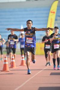 BIB: 413, 40007
                            <button type="button" onclick="openModal(3543430)" class="btn btn-primary btn-sm float-right btn-popup" data-toggle="modal" data-target=".modal-high-quality">
                        <i class="fas fa-shopping-cart"></i> Add to Cart
                    </button>
                                            <button type="button" onclick="isThisMe(3543430, true)" class="btn btn-success btn-sm float-right btn-popup btn-isme hidden" data-toggle="tooltip" data-placement="bottom" title="นี่คือรูปของคุณใช่ไหม คลิกที่นี่เพื่อเอาเข้าอัลบั้ม">
                        <i class="fas fa-plus"></i> Add to album
                    </button>
                    <button type="button" onclick="isThisMe(3543430, false)" class="btn btn-warning btn-sm float-right btn-popup btn-isnotme hidden">
                        <i class="fas fa-ban"></i> Remove from album
                    </button>