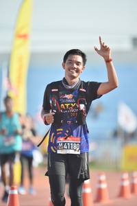 BIB: 201, 41180
                            <button type="button" onclick="openModal(3543043)" class="btn btn-primary btn-sm float-right btn-popup" data-toggle="modal" data-target=".modal-high-quality">
                        <i class="fas fa-shopping-cart"></i> Add to Cart
                    </button>
                                            <button type="button" onclick="isThisMe(3543043, true)" class="btn btn-success btn-sm float-right btn-popup btn-isme hidden" data-toggle="tooltip" data-placement="bottom" title="นี่คือรูปของคุณใช่ไหม คลิกที่นี่เพื่อเอาเข้าอัลบั้ม">
                        <i class="fas fa-plus"></i> Add to album
                    </button>
                    <button type="button" onclick="isThisMe(3543043, false)" class="btn btn-warning btn-sm float-right btn-popup btn-isnotme hidden">
                        <i class="fas fa-ban"></i> Remove from album
                    </button>