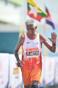 BIB: 40735
                            <button type="button" onclick="openModal(3549414)" class="btn btn-primary btn-sm float-right btn-popup" data-toggle="modal" data-target=".modal-high-quality">
                        <i class="fas fa-shopping-cart"></i> Add to Cart
                    </button>
                                            <button type="button" onclick="isThisMe(3549414, true)" class="btn btn-success btn-sm float-right btn-popup btn-isme hidden" data-toggle="tooltip" data-placement="bottom" title="นี่คือรูปของคุณใช่ไหม คลิกที่นี่เพื่อเอาเข้าอัลบั้ม">
                        <i class="fas fa-plus"></i> Add to album
                    </button>
                    <button type="button" onclick="isThisMe(3549414, false)" class="btn btn-warning btn-sm float-right btn-popup btn-isnotme hidden">
                        <i class="fas fa-ban"></i> Remove from album
                    </button>