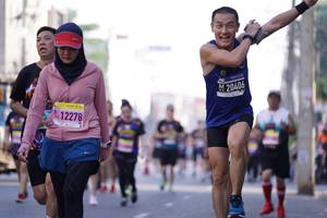 BIB: 20406, 12278
                            <button type="button" onclick="openModal(3673393)" class="btn btn-primary btn-sm float-right btn-popup" data-toggle="modal" data-target=".modal-high-quality">
                        <i class="fas fa-shopping-cart"></i> Add to Cart
                    </button>
                                            <button type="button" onclick="isThisMe(3673393, true)" class="btn btn-success btn-sm float-right btn-popup btn-isme hidden" data-toggle="tooltip" data-placement="bottom" title="นี่คือรูปของคุณใช่ไหม คลิกที่นี่เพื่อเอาเข้าอัลบั้ม">
                        <i class="fas fa-plus"></i> Add to album
                    </button>
                    <button type="button" onclick="isThisMe(3673393, false)" class="btn btn-warning btn-sm float-right btn-popup btn-isnotme hidden">
                        <i class="fas fa-ban"></i> Remove from album
                    </button>