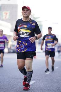 BIB: 0438
                            <button type="button" onclick="openModal(3660245)" class="btn btn-primary btn-sm float-right btn-popup" data-toggle="modal" data-target=".modal-high-quality">
                        <i class="fas fa-shopping-cart"></i> Add to Cart
                    </button>
                                            <button type="button" onclick="isThisMe(3660245, true)" class="btn btn-success btn-sm float-right btn-popup btn-isme hidden" data-toggle="tooltip" data-placement="bottom" title="นี่คือรูปของคุณใช่ไหม คลิกที่นี่เพื่อเอาเข้าอัลบั้ม">
                        <i class="fas fa-plus"></i> Add to album
                    </button>
                    <button type="button" onclick="isThisMe(3660245, false)" class="btn btn-warning btn-sm float-right btn-popup btn-isnotme hidden">
                        <i class="fas fa-ban"></i> Remove from album
                    </button>