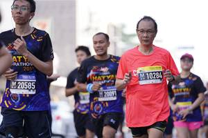 BIB: 201, 10284, 20585
                            <button type="button" onclick="openModal(3670746)" class="btn btn-primary btn-sm float-right btn-popup" data-toggle="modal" data-target=".modal-high-quality">
                        <i class="fas fa-shopping-cart"></i> Add to Cart
                    </button>
                                            <button type="button" onclick="isThisMe(3670746, true)" class="btn btn-success btn-sm float-right btn-popup btn-isme hidden" data-toggle="tooltip" data-placement="bottom" title="นี่คือรูปของคุณใช่ไหม คลิกที่นี่เพื่อเอาเข้าอัลบั้ม">
                        <i class="fas fa-plus"></i> Add to album
                    </button>
                    <button type="button" onclick="isThisMe(3670746, false)" class="btn btn-warning btn-sm float-right btn-popup btn-isnotme hidden">
                        <i class="fas fa-ban"></i> Remove from album
                    </button>