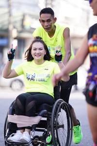 BIB: 
                            <button type="button" onclick="openModal(3603224)" class="btn btn-primary btn-sm float-right btn-popup" data-toggle="modal" data-target=".modal-high-quality">
                        <i class="fas fa-shopping-cart"></i> Add to Cart
                    </button>
                                            <button type="button" onclick="isThisMe(3603224, true)" class="btn btn-success btn-sm float-right btn-popup btn-isme hidden" data-toggle="tooltip" data-placement="bottom" title="นี่คือรูปของคุณใช่ไหม คลิกที่นี่เพื่อเอาเข้าอัลบั้ม">
                        <i class="fas fa-plus"></i> Add to album
                    </button>
                    <button type="button" onclick="isThisMe(3603224, false)" class="btn btn-warning btn-sm float-right btn-popup btn-isnotme hidden">
                        <i class="fas fa-ban"></i> Remove from album
                    </button>