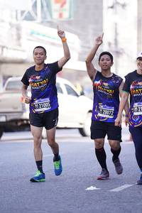 BIB: 20072
                            <button type="button" onclick="openModal(3595618)" class="btn btn-primary btn-sm float-right btn-popup" data-toggle="modal" data-target=".modal-high-quality">
                        <i class="fas fa-shopping-cart"></i> Add to Cart
                    </button>
                                            <button type="button" onclick="isThisMe(3595618, true)" class="btn btn-success btn-sm float-right btn-popup btn-isme hidden" data-toggle="tooltip" data-placement="bottom" title="นี่คือรูปของคุณใช่ไหม คลิกที่นี่เพื่อเอาเข้าอัลบั้ม">
                        <i class="fas fa-plus"></i> Add to album
                    </button>
                    <button type="button" onclick="isThisMe(3595618, false)" class="btn btn-warning btn-sm float-right btn-popup btn-isnotme hidden">
                        <i class="fas fa-ban"></i> Remove from album
                    </button>