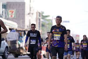 BIB: 
                            <button type="button" onclick="openModal(3673230)" class="btn btn-primary btn-sm float-right btn-popup" data-toggle="modal" data-target=".modal-high-quality">
                        <i class="fas fa-shopping-cart"></i> Add to Cart
                    </button>
                                            <button type="button" onclick="isThisMe(3673230, true)" class="btn btn-success btn-sm float-right btn-popup btn-isme hidden" data-toggle="tooltip" data-placement="bottom" title="นี่คือรูปของคุณใช่ไหม คลิกที่นี่เพื่อเอาเข้าอัลบั้ม">
                        <i class="fas fa-plus"></i> Add to album
                    </button>
                    <button type="button" onclick="isThisMe(3673230, false)" class="btn btn-warning btn-sm float-right btn-popup btn-isnotme hidden">
                        <i class="fas fa-ban"></i> Remove from album
                    </button>