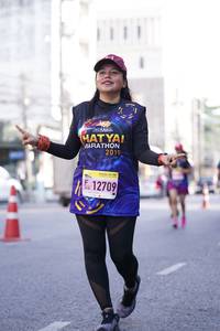 BIB: 2019, 12709
                            <button type="button" onclick="openModal(3579504)" class="btn btn-primary btn-sm float-right btn-popup" data-toggle="modal" data-target=".modal-high-quality">
                        <i class="fas fa-shopping-cart"></i> Add to Cart
                    </button>
                                            <button type="button" onclick="isThisMe(3579504, true)" class="btn btn-success btn-sm float-right btn-popup btn-isme hidden" data-toggle="tooltip" data-placement="bottom" title="นี่คือรูปของคุณใช่ไหม คลิกที่นี่เพื่อเอาเข้าอัลบั้ม">
                        <i class="fas fa-plus"></i> Add to album
                    </button>
                    <button type="button" onclick="isThisMe(3579504, false)" class="btn btn-warning btn-sm float-right btn-popup btn-isnotme hidden">
                        <i class="fas fa-ban"></i> Remove from album
                    </button>