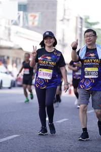 BIB: 11053, 11930
                            <button type="button" onclick="openModal(3593342)" class="btn btn-primary btn-sm float-right btn-popup" data-toggle="modal" data-target=".modal-high-quality">
                        <i class="fas fa-shopping-cart"></i> Add to Cart
                    </button>
                                            <button type="button" onclick="isThisMe(3593342, true)" class="btn btn-success btn-sm float-right btn-popup btn-isme hidden" data-toggle="tooltip" data-placement="bottom" title="นี่คือรูปของคุณใช่ไหม คลิกที่นี่เพื่อเอาเข้าอัลบั้ม">
                        <i class="fas fa-plus"></i> Add to album
                    </button>
                    <button type="button" onclick="isThisMe(3593342, false)" class="btn btn-warning btn-sm float-right btn-popup btn-isnotme hidden">
                        <i class="fas fa-ban"></i> Remove from album
                    </button>