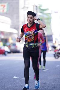 BIB: 
                            <button type="button" onclick="openModal(3596769)" class="btn btn-primary btn-sm float-right btn-popup" data-toggle="modal" data-target=".modal-high-quality">
                        <i class="fas fa-shopping-cart"></i> Add to Cart
                    </button>
                                            <button type="button" onclick="isThisMe(3596769, true)" class="btn btn-success btn-sm float-right btn-popup btn-isme hidden" data-toggle="tooltip" data-placement="bottom" title="นี่คือรูปของคุณใช่ไหม คลิกที่นี่เพื่อเอาเข้าอัลบั้ม">
                        <i class="fas fa-plus"></i> Add to album
                    </button>
                    <button type="button" onclick="isThisMe(3596769, false)" class="btn btn-warning btn-sm float-right btn-popup btn-isnotme hidden">
                        <i class="fas fa-ban"></i> Remove from album
                    </button>