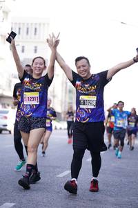 BIB: 12311, 10258
                            <button type="button" onclick="openModal(3662672)" class="btn btn-primary btn-sm float-right btn-popup" data-toggle="modal" data-target=".modal-high-quality">
                        <i class="fas fa-shopping-cart"></i> Add to Cart
                    </button>
                                            <button type="button" onclick="isThisMe(3662672, true)" class="btn btn-success btn-sm float-right btn-popup btn-isme hidden" data-toggle="tooltip" data-placement="bottom" title="นี่คือรูปของคุณใช่ไหม คลิกที่นี่เพื่อเอาเข้าอัลบั้ม">
                        <i class="fas fa-plus"></i> Add to album
                    </button>
                    <button type="button" onclick="isThisMe(3662672, false)" class="btn btn-warning btn-sm float-right btn-popup btn-isnotme hidden">
                        <i class="fas fa-ban"></i> Remove from album
                    </button>