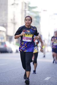 BIB: 12150
                            <button type="button" onclick="openModal(3658261)" class="btn btn-primary btn-sm float-right btn-popup" data-toggle="modal" data-target=".modal-high-quality">
                        <i class="fas fa-shopping-cart"></i> Add to Cart
                    </button>
                                            <button type="button" onclick="isThisMe(3658261, true)" class="btn btn-success btn-sm float-right btn-popup btn-isme hidden" data-toggle="tooltip" data-placement="bottom" title="นี่คือรูปของคุณใช่ไหม คลิกที่นี่เพื่อเอาเข้าอัลบั้ม">
                        <i class="fas fa-plus"></i> Add to album
                    </button>
                    <button type="button" onclick="isThisMe(3658261, false)" class="btn btn-warning btn-sm float-right btn-popup btn-isnotme hidden">
                        <i class="fas fa-ban"></i> Remove from album
                    </button>