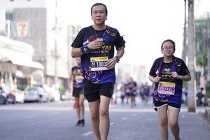 BIB: 1083, 12719
                            <button type="button" onclick="openModal(3678732)" class="btn btn-primary btn-sm float-right btn-popup" data-toggle="modal" data-target=".modal-high-quality">
                        <i class="fas fa-shopping-cart"></i> Add to Cart
                    </button>
                                            <button type="button" onclick="isThisMe(3678732, true)" class="btn btn-success btn-sm float-right btn-popup btn-isme hidden" data-toggle="tooltip" data-placement="bottom" title="นี่คือรูปของคุณใช่ไหม คลิกที่นี่เพื่อเอาเข้าอัลบั้ม">
                        <i class="fas fa-plus"></i> Add to album
                    </button>
                    <button type="button" onclick="isThisMe(3678732, false)" class="btn btn-warning btn-sm float-right btn-popup btn-isnotme hidden">
                        <i class="fas fa-ban"></i> Remove from album
                    </button>