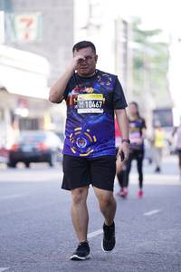 BIB: 10467
                            <button type="button" onclick="openModal(3592428)" class="btn btn-primary btn-sm float-right btn-popup" data-toggle="modal" data-target=".modal-high-quality">
                        <i class="fas fa-shopping-cart"></i> Add to Cart
                    </button>
                                            <button type="button" onclick="isThisMe(3592428, true)" class="btn btn-success btn-sm float-right btn-popup btn-isme hidden" data-toggle="tooltip" data-placement="bottom" title="นี่คือรูปของคุณใช่ไหม คลิกที่นี่เพื่อเอาเข้าอัลบั้ม">
                        <i class="fas fa-plus"></i> Add to album
                    </button>
                    <button type="button" onclick="isThisMe(3592428, false)" class="btn btn-warning btn-sm float-right btn-popup btn-isnotme hidden">
                        <i class="fas fa-ban"></i> Remove from album
                    </button>