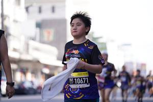 BIB: 10671
                            <button type="button" onclick="openModal(3576261)" class="btn btn-primary btn-sm float-right btn-popup" data-toggle="modal" data-target=".modal-high-quality">
                        <i class="fas fa-shopping-cart"></i> Add to Cart
                    </button>
                                            <button type="button" onclick="isThisMe(3576261, true)" class="btn btn-success btn-sm float-right btn-popup btn-isme hidden" data-toggle="tooltip" data-placement="bottom" title="นี่คือรูปของคุณใช่ไหม คลิกที่นี่เพื่อเอาเข้าอัลบั้ม">
                        <i class="fas fa-plus"></i> Add to album
                    </button>
                    <button type="button" onclick="isThisMe(3576261, false)" class="btn btn-warning btn-sm float-right btn-popup btn-isnotme hidden">
                        <i class="fas fa-ban"></i> Remove from album
                    </button>