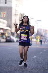 BIB: 2019, 12626
                            <button type="button" onclick="openModal(3633362)" class="btn btn-primary btn-sm float-right btn-popup" data-toggle="modal" data-target=".modal-high-quality">
                        <i class="fas fa-shopping-cart"></i> Add to Cart
                    </button>
                                            <button type="button" onclick="isThisMe(3633362, true)" class="btn btn-success btn-sm float-right btn-popup btn-isme hidden" data-toggle="tooltip" data-placement="bottom" title="นี่คือรูปของคุณใช่ไหม คลิกที่นี่เพื่อเอาเข้าอัลบั้ม">
                        <i class="fas fa-plus"></i> Add to album
                    </button>
                    <button type="button" onclick="isThisMe(3633362, false)" class="btn btn-warning btn-sm float-right btn-popup btn-isnotme hidden">
                        <i class="fas fa-ban"></i> Remove from album
                    </button>