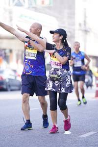 BIB: 1041, 1163
                            <button type="button" onclick="openModal(3594276)" class="btn btn-primary btn-sm float-right btn-popup" data-toggle="modal" data-target=".modal-high-quality">
                        <i class="fas fa-shopping-cart"></i> Add to Cart
                    </button>
                                            <button type="button" onclick="isThisMe(3594276, true)" class="btn btn-success btn-sm float-right btn-popup btn-isme hidden" data-toggle="tooltip" data-placement="bottom" title="นี่คือรูปของคุณใช่ไหม คลิกที่นี่เพื่อเอาเข้าอัลบั้ม">
                        <i class="fas fa-plus"></i> Add to album
                    </button>
                    <button type="button" onclick="isThisMe(3594276, false)" class="btn btn-warning btn-sm float-right btn-popup btn-isnotme hidden">
                        <i class="fas fa-ban"></i> Remove from album
                    </button>