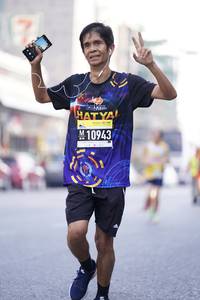 BIB: 10943
                            <button type="button" onclick="openModal(3631556)" class="btn btn-primary btn-sm float-right btn-popup" data-toggle="modal" data-target=".modal-high-quality">
                        <i class="fas fa-shopping-cart"></i> Add to Cart
                    </button>
                                            <button type="button" onclick="isThisMe(3631556, true)" class="btn btn-success btn-sm float-right btn-popup btn-isme hidden" data-toggle="tooltip" data-placement="bottom" title="นี่คือรูปของคุณใช่ไหม คลิกที่นี่เพื่อเอาเข้าอัลบั้ม">
                        <i class="fas fa-plus"></i> Add to album
                    </button>
                    <button type="button" onclick="isThisMe(3631556, false)" class="btn btn-warning btn-sm float-right btn-popup btn-isnotme hidden">
                        <i class="fas fa-ban"></i> Remove from album
                    </button>