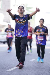 BIB: 22032
                            <button type="button" onclick="openModal(3581488)" class="btn btn-primary btn-sm float-right btn-popup" data-toggle="modal" data-target=".modal-high-quality">
                        <i class="fas fa-shopping-cart"></i> Add to Cart
                    </button>
                                            <button type="button" onclick="isThisMe(3581488, true)" class="btn btn-success btn-sm float-right btn-popup btn-isme hidden" data-toggle="tooltip" data-placement="bottom" title="นี่คือรูปของคุณใช่ไหม คลิกที่นี่เพื่อเอาเข้าอัลบั้ม">
                        <i class="fas fa-plus"></i> Add to album
                    </button>
                    <button type="button" onclick="isThisMe(3581488, false)" class="btn btn-warning btn-sm float-right btn-popup btn-isnotme hidden">
                        <i class="fas fa-ban"></i> Remove from album
                    </button>