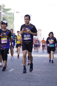 BIB: 21071, 12221
                            <button type="button" onclick="openModal(3580257)" class="btn btn-primary btn-sm float-right btn-popup" data-toggle="modal" data-target=".modal-high-quality">
                        <i class="fas fa-shopping-cart"></i> Add to Cart
                    </button>
                                            <button type="button" onclick="isThisMe(3580257, true)" class="btn btn-success btn-sm float-right btn-popup btn-isme hidden" data-toggle="tooltip" data-placement="bottom" title="นี่คือรูปของคุณใช่ไหม คลิกที่นี่เพื่อเอาเข้าอัลบั้ม">
                        <i class="fas fa-plus"></i> Add to album
                    </button>
                    <button type="button" onclick="isThisMe(3580257, false)" class="btn btn-warning btn-sm float-right btn-popup btn-isnotme hidden">
                        <i class="fas fa-ban"></i> Remove from album
                    </button>