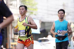 BIB: 20826
                            <button type="button" onclick="openModal(3576181)" class="btn btn-primary btn-sm float-right btn-popup" data-toggle="modal" data-target=".modal-high-quality">
                        <i class="fas fa-shopping-cart"></i> Add to Cart
                    </button>
                                            <button type="button" onclick="isThisMe(3576181, true)" class="btn btn-success btn-sm float-right btn-popup btn-isme hidden" data-toggle="tooltip" data-placement="bottom" title="นี่คือรูปของคุณใช่ไหม คลิกที่นี่เพื่อเอาเข้าอัลบั้ม">
                        <i class="fas fa-plus"></i> Add to album
                    </button>
                    <button type="button" onclick="isThisMe(3576181, false)" class="btn btn-warning btn-sm float-right btn-popup btn-isnotme hidden">
                        <i class="fas fa-ban"></i> Remove from album
                    </button>