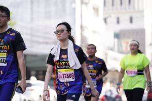 BIB: 277, 12608, 1211
                            <button type="button" onclick="openModal(3576161)" class="btn btn-primary btn-sm float-right btn-popup" data-toggle="modal" data-target=".modal-high-quality">
                        <i class="fas fa-shopping-cart"></i> Add to Cart
                    </button>
                                            <button type="button" onclick="isThisMe(3576161, true)" class="btn btn-success btn-sm float-right btn-popup btn-isme hidden" data-toggle="tooltip" data-placement="bottom" title="นี่คือรูปของคุณใช่ไหม คลิกที่นี่เพื่อเอาเข้าอัลบั้ม">
                        <i class="fas fa-plus"></i> Add to album
                    </button>
                    <button type="button" onclick="isThisMe(3576161, false)" class="btn btn-warning btn-sm float-right btn-popup btn-isnotme hidden">
                        <i class="fas fa-ban"></i> Remove from album
                    </button>