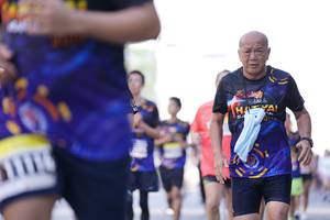 BIB: 
                            <button type="button" onclick="openModal(3670698)" class="btn btn-primary btn-sm float-right btn-popup" data-toggle="modal" data-target=".modal-high-quality">
                        <i class="fas fa-shopping-cart"></i> Add to Cart
                    </button>
                                            <button type="button" onclick="isThisMe(3670698, true)" class="btn btn-success btn-sm float-right btn-popup btn-isme hidden" data-toggle="tooltip" data-placement="bottom" title="นี่คือรูปของคุณใช่ไหม คลิกที่นี่เพื่อเอาเข้าอัลบั้ม">
                        <i class="fas fa-plus"></i> Add to album
                    </button>
                    <button type="button" onclick="isThisMe(3670698, false)" class="btn btn-warning btn-sm float-right btn-popup btn-isnotme hidden">
                        <i class="fas fa-ban"></i> Remove from album
                    </button>