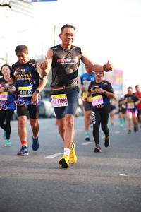 BIB: 11888
                            <button type="button" onclick="openModal(3605476)" class="btn btn-primary btn-sm float-right btn-popup" data-toggle="modal" data-target=".modal-high-quality">
                        <i class="fas fa-shopping-cart"></i> Add to Cart
                    </button>
                                            <button type="button" onclick="isThisMe(3605476, true)" class="btn btn-success btn-sm float-right btn-popup btn-isme hidden" data-toggle="tooltip" data-placement="bottom" title="นี่คือรูปของคุณใช่ไหม คลิกที่นี่เพื่อเอาเข้าอัลบั้ม">
                        <i class="fas fa-plus"></i> Add to album
                    </button>
                    <button type="button" onclick="isThisMe(3605476, false)" class="btn btn-warning btn-sm float-right btn-popup btn-isnotme hidden">
                        <i class="fas fa-ban"></i> Remove from album
                    </button>