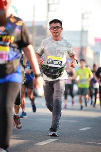 BIB: 10034
                            <button type="button" onclick="openModal(3651960)" class="btn btn-primary btn-sm float-right btn-popup" data-toggle="modal" data-target=".modal-high-quality">
                        <i class="fas fa-shopping-cart"></i> Add to Cart
                    </button>
                                            <button type="button" onclick="isThisMe(3651960, true)" class="btn btn-success btn-sm float-right btn-popup btn-isme hidden" data-toggle="tooltip" data-placement="bottom" title="นี่คือรูปของคุณใช่ไหม คลิกที่นี่เพื่อเอาเข้าอัลบั้ม">
                        <i class="fas fa-plus"></i> Add to album
                    </button>
                    <button type="button" onclick="isThisMe(3651960, false)" class="btn btn-warning btn-sm float-right btn-popup btn-isnotme hidden">
                        <i class="fas fa-ban"></i> Remove from album
                    </button>