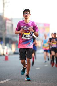 BIB: 10390
                            <button type="button" onclick="openModal(3618693)" class="btn btn-primary btn-sm float-right btn-popup" data-toggle="modal" data-target=".modal-high-quality">
                        <i class="fas fa-shopping-cart"></i> Add to Cart
                    </button>
                                            <button type="button" onclick="isThisMe(3618693, true)" class="btn btn-success btn-sm float-right btn-popup btn-isme hidden" data-toggle="tooltip" data-placement="bottom" title="นี่คือรูปของคุณใช่ไหม คลิกที่นี่เพื่อเอาเข้าอัลบั้ม">
                        <i class="fas fa-plus"></i> Add to album
                    </button>
                    <button type="button" onclick="isThisMe(3618693, false)" class="btn btn-warning btn-sm float-right btn-popup btn-isnotme hidden">
                        <i class="fas fa-ban"></i> Remove from album
                    </button>