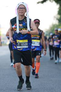 BIB: 1050000
                            <button type="button" onclick="openModal(3576895)" class="btn btn-primary btn-sm float-right btn-popup" data-toggle="modal" data-target=".modal-high-quality">
                        <i class="fas fa-shopping-cart"></i> Add to Cart
                    </button>
                                            <button type="button" onclick="isThisMe(3576895, true)" class="btn btn-success btn-sm float-right btn-popup btn-isme hidden" data-toggle="tooltip" data-placement="bottom" title="นี่คือรูปของคุณใช่ไหม คลิกที่นี่เพื่อเอาเข้าอัลบั้ม">
                        <i class="fas fa-plus"></i> Add to album
                    </button>
                    <button type="button" onclick="isThisMe(3576895, false)" class="btn btn-warning btn-sm float-right btn-popup btn-isnotme hidden">
                        <i class="fas fa-ban"></i> Remove from album
                    </button>