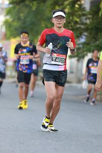 BIB: 40325
                            <button type="button" onclick="openModal(3584280)" class="btn btn-primary btn-sm float-right btn-popup" data-toggle="modal" data-target=".modal-high-quality">
                        <i class="fas fa-shopping-cart"></i> Add to Cart
                    </button>
                                            <button type="button" onclick="isThisMe(3584280, true)" class="btn btn-success btn-sm float-right btn-popup btn-isme hidden" data-toggle="tooltip" data-placement="bottom" title="นี่คือรูปของคุณใช่ไหม คลิกที่นี่เพื่อเอาเข้าอัลบั้ม">
                        <i class="fas fa-plus"></i> Add to album
                    </button>
                    <button type="button" onclick="isThisMe(3584280, false)" class="btn btn-warning btn-sm float-right btn-popup btn-isnotme hidden">
                        <i class="fas fa-ban"></i> Remove from album
                    </button>