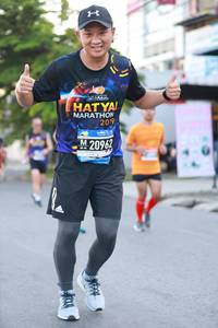 BIB: 2019, 2096
                            <button type="button" onclick="openModal(3583918)" class="btn btn-primary btn-sm float-right btn-popup" data-toggle="modal" data-target=".modal-high-quality">
                        <i class="fas fa-shopping-cart"></i> Add to Cart
                    </button>
                                            <button type="button" onclick="isThisMe(3583918, true)" class="btn btn-success btn-sm float-right btn-popup btn-isme hidden" data-toggle="tooltip" data-placement="bottom" title="นี่คือรูปของคุณใช่ไหม คลิกที่นี่เพื่อเอาเข้าอัลบั้ม">
                        <i class="fas fa-plus"></i> Add to album
                    </button>
                    <button type="button" onclick="isThisMe(3583918, false)" class="btn btn-warning btn-sm float-right btn-popup btn-isnotme hidden">
                        <i class="fas fa-ban"></i> Remove from album
                    </button>