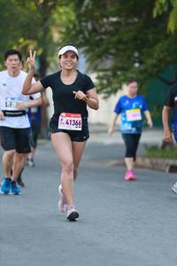 BIB: 41366, 
                            <button type="button" onclick="openModal(3579671)" class="btn btn-primary btn-sm float-right btn-popup" data-toggle="modal" data-target=".modal-high-quality">
                        <i class="fas fa-shopping-cart"></i> Add to Cart
                    </button>
                                            <button type="button" onclick="isThisMe(3579671, true)" class="btn btn-success btn-sm float-right btn-popup btn-isme hidden" data-toggle="tooltip" data-placement="bottom" title="นี่คือรูปของคุณใช่ไหม คลิกที่นี่เพื่อเอาเข้าอัลบั้ม">
                        <i class="fas fa-plus"></i> Add to album
                    </button>
                    <button type="button" onclick="isThisMe(3579671, false)" class="btn btn-warning btn-sm float-right btn-popup btn-isnotme hidden">
                        <i class="fas fa-ban"></i> Remove from album
                    </button>