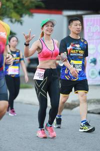 BIB: 201, 0692, 385
                            <button type="button" onclick="openModal(3579805)" class="btn btn-primary btn-sm float-right btn-popup" data-toggle="modal" data-target=".modal-high-quality">
                        <i class="fas fa-shopping-cart"></i> Add to Cart
                    </button>
                                            <button type="button" onclick="isThisMe(3579805, true)" class="btn btn-success btn-sm float-right btn-popup btn-isme hidden" data-toggle="tooltip" data-placement="bottom" title="นี่คือรูปของคุณใช่ไหม คลิกที่นี่เพื่อเอาเข้าอัลบั้ม">
                        <i class="fas fa-plus"></i> Add to album
                    </button>
                    <button type="button" onclick="isThisMe(3579805, false)" class="btn btn-warning btn-sm float-right btn-popup btn-isnotme hidden">
                        <i class="fas fa-ban"></i> Remove from album
                    </button>