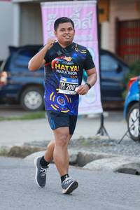 BIB: 2001
                            <button type="button" onclick="openModal(3582949)" class="btn btn-primary btn-sm float-right btn-popup" data-toggle="modal" data-target=".modal-high-quality">
                        <i class="fas fa-shopping-cart"></i> Add to Cart
                    </button>
                                            <button type="button" onclick="isThisMe(3582949, true)" class="btn btn-success btn-sm float-right btn-popup btn-isme hidden" data-toggle="tooltip" data-placement="bottom" title="นี่คือรูปของคุณใช่ไหม คลิกที่นี่เพื่อเอาเข้าอัลบั้ม">
                        <i class="fas fa-plus"></i> Add to album
                    </button>
                    <button type="button" onclick="isThisMe(3582949, false)" class="btn btn-warning btn-sm float-right btn-popup btn-isnotme hidden">
                        <i class="fas fa-ban"></i> Remove from album
                    </button>