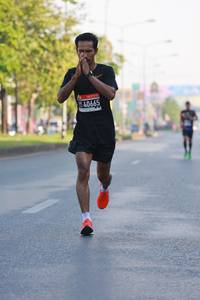 BIB: 69907
                            <button type="button" onclick="openModal(3742476)" class="btn btn-primary btn-sm float-right btn-popup" data-toggle="modal" data-target=".modal-high-quality">
                        <i class="fas fa-shopping-cart"></i> Add to Cart
                    </button>
                                            <button type="button" onclick="isThisMe(3742476, true)" class="btn btn-success btn-sm float-right btn-popup btn-isme hidden" data-toggle="tooltip" data-placement="bottom" title="นี่คือรูปของคุณใช่ไหม คลิกที่นี่เพื่อเอาเข้าอัลบั้ม">
                        <i class="fas fa-plus"></i> Add to album
                    </button>
                    <button type="button" onclick="isThisMe(3742476, false)" class="btn btn-warning btn-sm float-right btn-popup btn-isnotme hidden">
                        <i class="fas fa-ban"></i> Remove from album
                    </button>