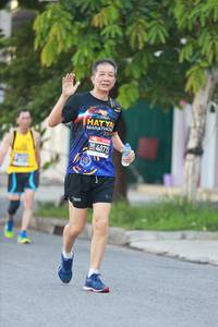 BIB: 4074
                            <button type="button" onclick="openModal(3584186)" class="btn btn-primary btn-sm float-right btn-popup" data-toggle="modal" data-target=".modal-high-quality">
                        <i class="fas fa-shopping-cart"></i> Add to Cart
                    </button>
                                            <button type="button" onclick="isThisMe(3584186, true)" class="btn btn-success btn-sm float-right btn-popup btn-isme hidden" data-toggle="tooltip" data-placement="bottom" title="นี่คือรูปของคุณใช่ไหม คลิกที่นี่เพื่อเอาเข้าอัลบั้ม">
                        <i class="fas fa-plus"></i> Add to album
                    </button>
                    <button type="button" onclick="isThisMe(3584186, false)" class="btn btn-warning btn-sm float-right btn-popup btn-isnotme hidden">
                        <i class="fas fa-ban"></i> Remove from album
                    </button>