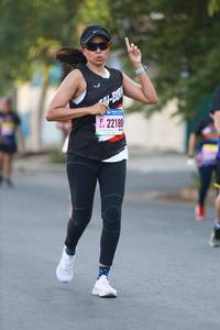 BIB: 
                            <button type="button" onclick="openModal(3579792)" class="btn btn-primary btn-sm float-right btn-popup" data-toggle="modal" data-target=".modal-high-quality">
                        <i class="fas fa-shopping-cart"></i> Add to Cart
                    </button>
                                            <button type="button" onclick="isThisMe(3579792, true)" class="btn btn-success btn-sm float-right btn-popup btn-isme hidden" data-toggle="tooltip" data-placement="bottom" title="นี่คือรูปของคุณใช่ไหม คลิกที่นี่เพื่อเอาเข้าอัลบั้ม">
                        <i class="fas fa-plus"></i> Add to album
                    </button>
                    <button type="button" onclick="isThisMe(3579792, false)" class="btn btn-warning btn-sm float-right btn-popup btn-isnotme hidden">
                        <i class="fas fa-ban"></i> Remove from album
                    </button>