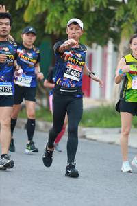 BIB: 1532
                            <button type="button" onclick="openModal(3582452)" class="btn btn-primary btn-sm float-right btn-popup" data-toggle="modal" data-target=".modal-high-quality">
                        <i class="fas fa-shopping-cart"></i> Add to Cart
                    </button>
                                            <button type="button" onclick="isThisMe(3582452, true)" class="btn btn-success btn-sm float-right btn-popup btn-isme hidden" data-toggle="tooltip" data-placement="bottom" title="นี่คือรูปของคุณใช่ไหม คลิกที่นี่เพื่อเอาเข้าอัลบั้ม">
                        <i class="fas fa-plus"></i> Add to album
                    </button>
                    <button type="button" onclick="isThisMe(3582452, false)" class="btn btn-warning btn-sm float-right btn-popup btn-isnotme hidden">
                        <i class="fas fa-ban"></i> Remove from album
                    </button>