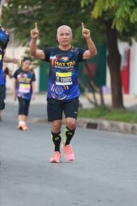 BIB: 10005
                            <button type="button" onclick="openModal(3579033)" class="btn btn-primary btn-sm float-right btn-popup" data-toggle="modal" data-target=".modal-high-quality">
                        <i class="fas fa-shopping-cart"></i> Add to Cart
                    </button>
                                            <button type="button" onclick="isThisMe(3579033, true)" class="btn btn-success btn-sm float-right btn-popup btn-isme hidden" data-toggle="tooltip" data-placement="bottom" title="นี่คือรูปของคุณใช่ไหม คลิกที่นี่เพื่อเอาเข้าอัลบั้ม">
                        <i class="fas fa-plus"></i> Add to album
                    </button>
                    <button type="button" onclick="isThisMe(3579033, false)" class="btn btn-warning btn-sm float-right btn-popup btn-isnotme hidden">
                        <i class="fas fa-ban"></i> Remove from album
                    </button>