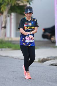 BIB: 
                            <button type="button" onclick="openModal(3585125)" class="btn btn-primary btn-sm float-right btn-popup" data-toggle="modal" data-target=".modal-high-quality">
                        <i class="fas fa-shopping-cart"></i> Add to Cart
                    </button>
                                            <button type="button" onclick="isThisMe(3585125, true)" class="btn btn-success btn-sm float-right btn-popup btn-isme hidden" data-toggle="tooltip" data-placement="bottom" title="นี่คือรูปของคุณใช่ไหม คลิกที่นี่เพื่อเอาเข้าอัลบั้ม">
                        <i class="fas fa-plus"></i> Add to album
                    </button>
                    <button type="button" onclick="isThisMe(3585125, false)" class="btn btn-warning btn-sm float-right btn-popup btn-isnotme hidden">
                        <i class="fas fa-ban"></i> Remove from album
                    </button>